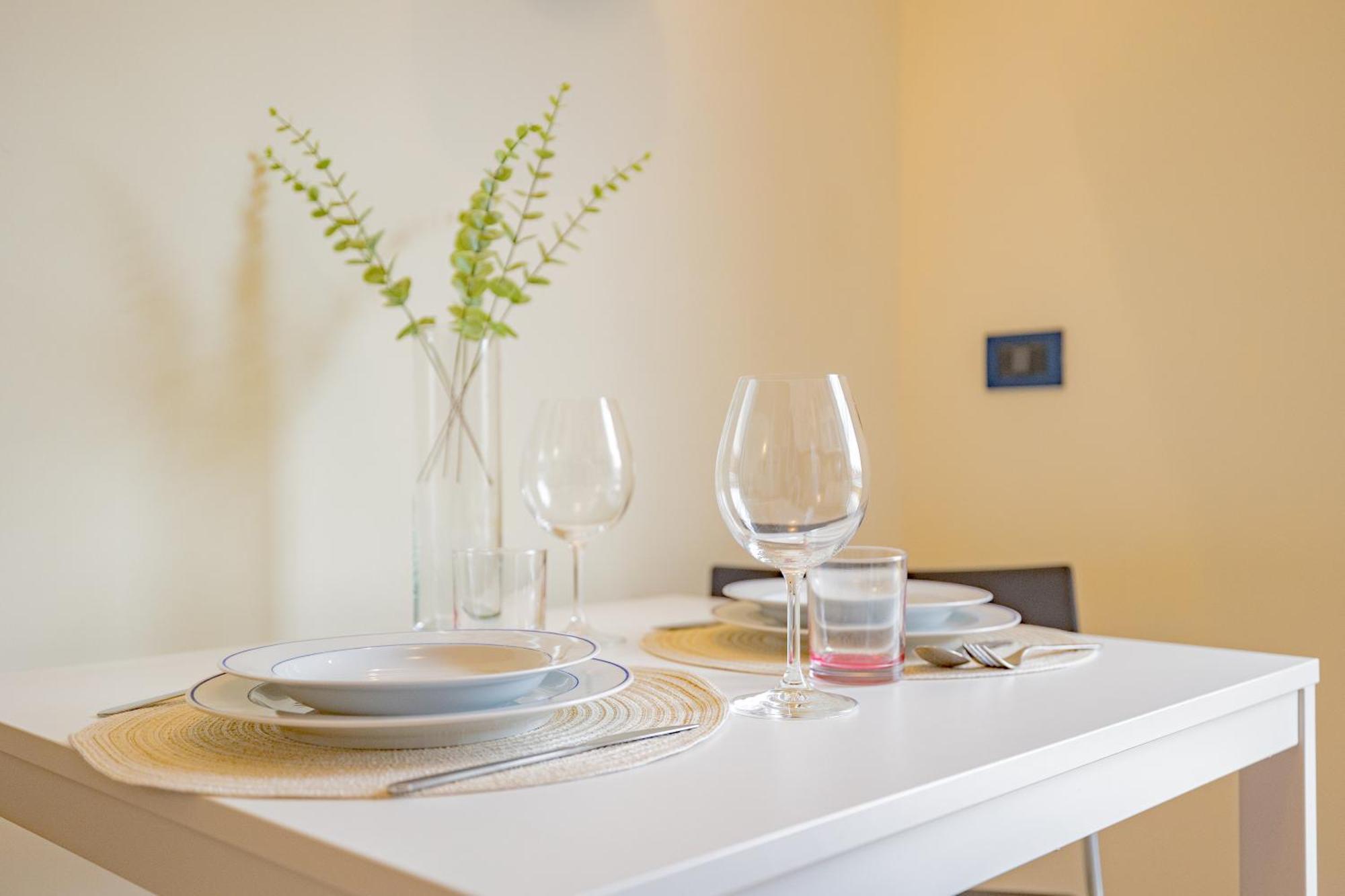Porta Vittoria - Linate Urban Stay - 10 Minuti Aeroporto Self-Check-In Мілан Екстер'єр фото